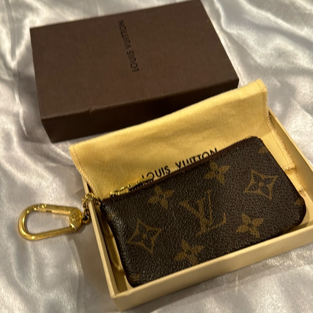 Louis Vuitton Key Pouch Authentic “price is firm”
